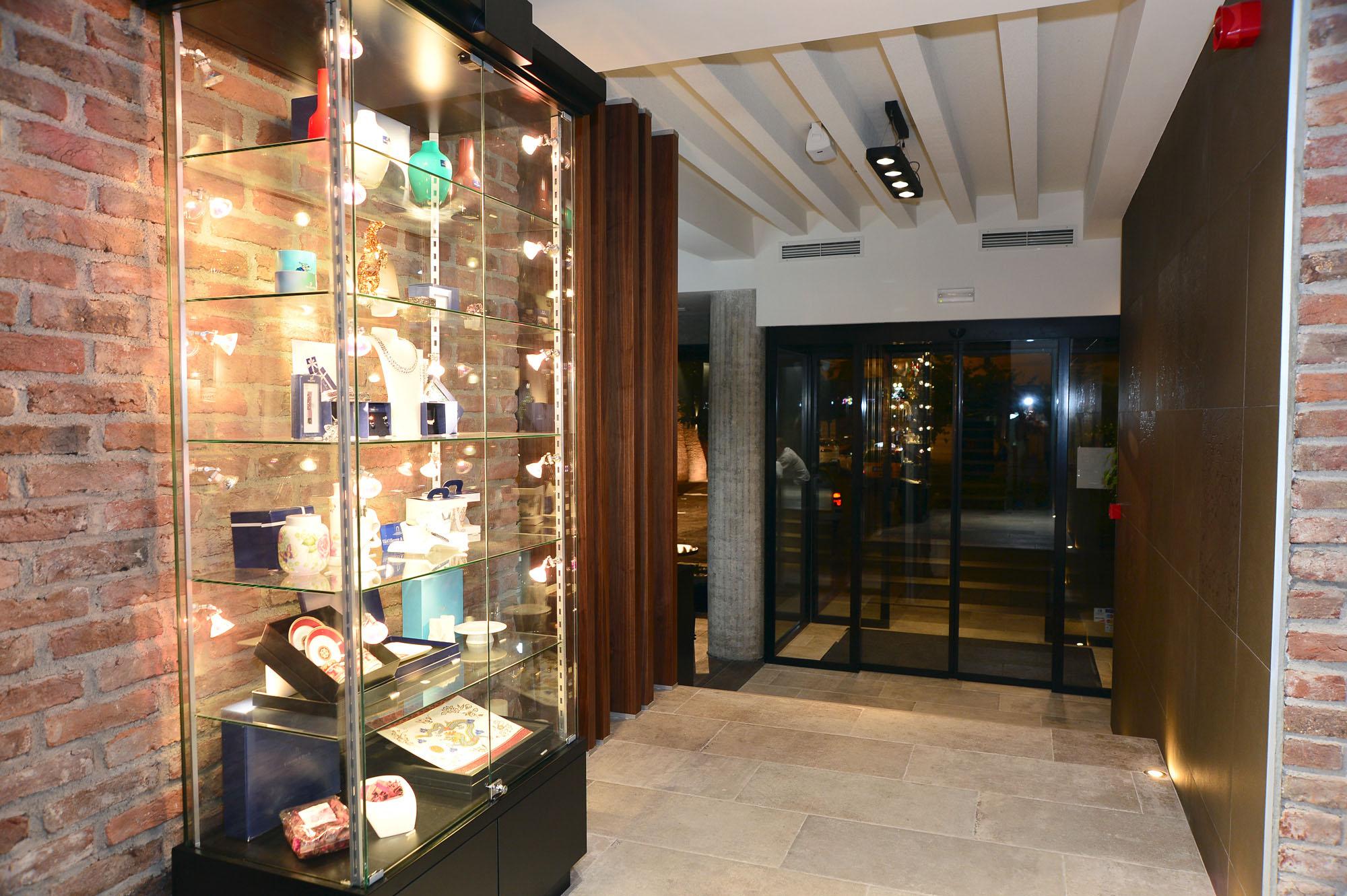 Alexandar Square Boutique Hotel Скопие Екстериор снимка