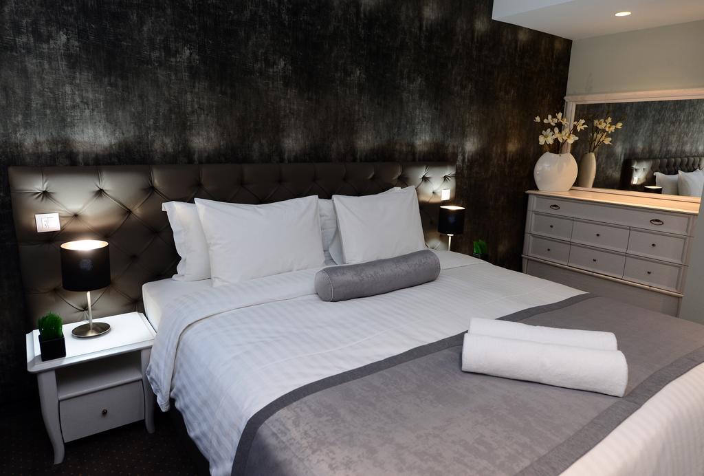 Alexandar Square Boutique Hotel Скопие Екстериор снимка