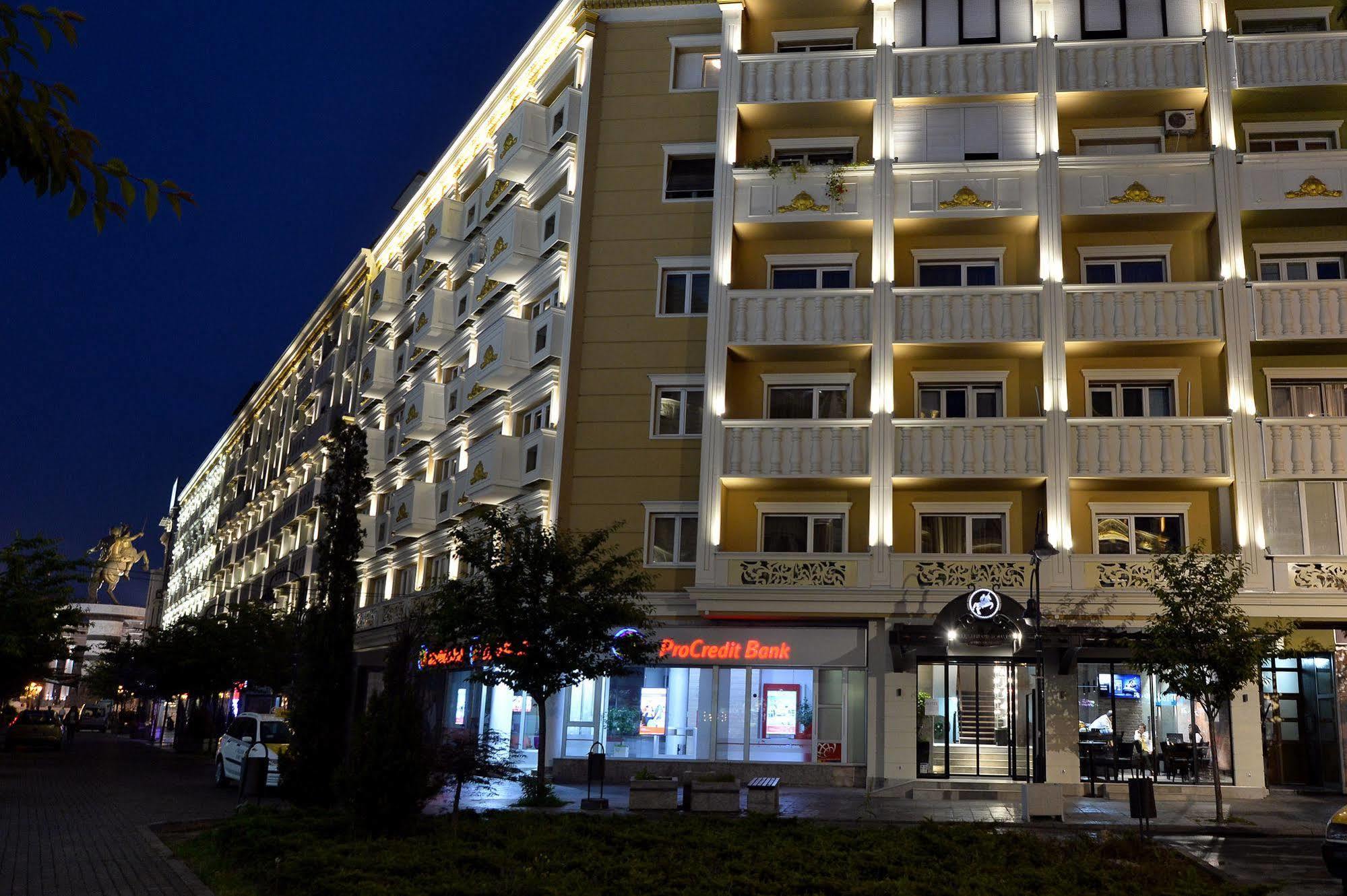 Alexandar Square Boutique Hotel Скопие Екстериор снимка
